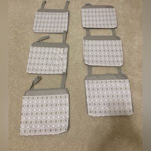 6 Thirty-One Oh Snap Pockets in Taupe Perfect Pendant